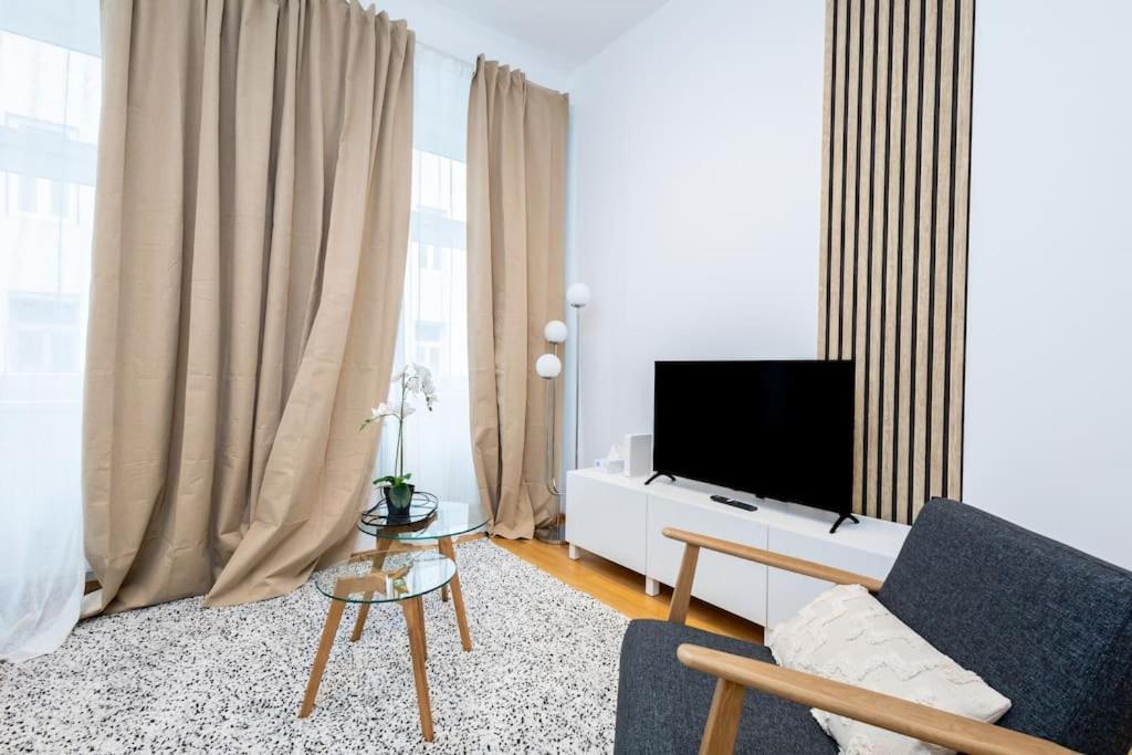Appartement Orestaliving - Danube Canal